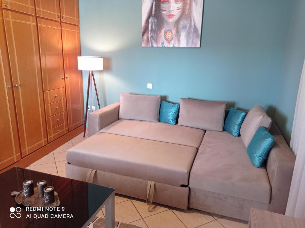 Bratis House Apartment Vartholomio Bagian luar foto